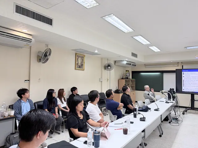 ภาพ 3: การประชุมเชิงปฏิบัติการ “Recent Advances in Fixed Point Theory and Applications and Its Direction to High-Impact Researches”